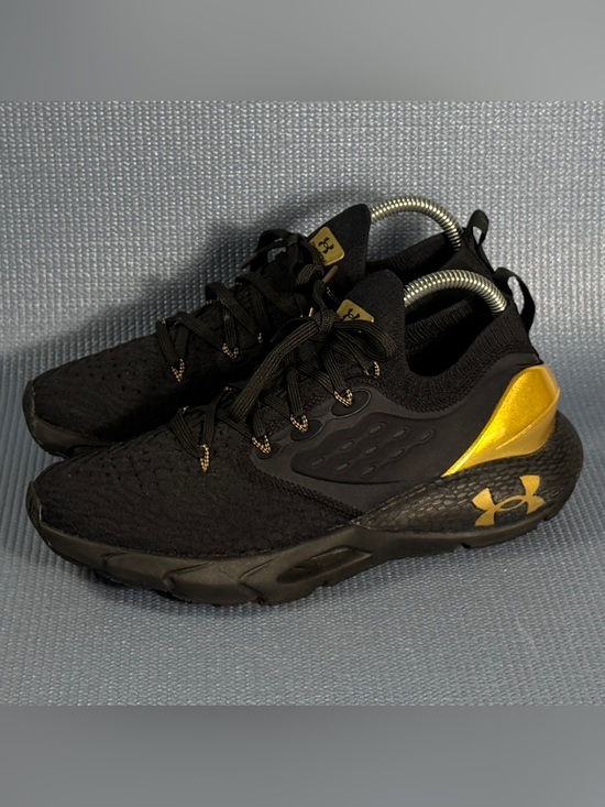 Under Armour Shoes - Under Armour Women's HOVR Phantom 2 Metallic Gold Luster Running Shoes Size 8.5